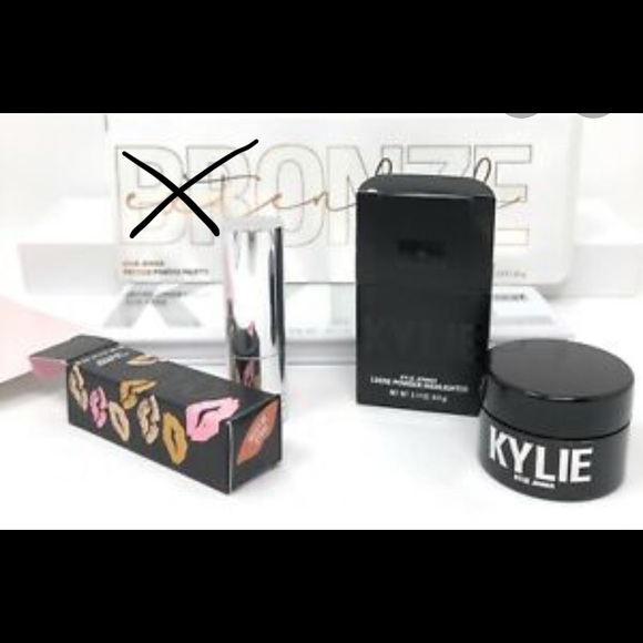Kylie Cosmetics Other - NIB! Kylie Highlighter and Lip Bundle